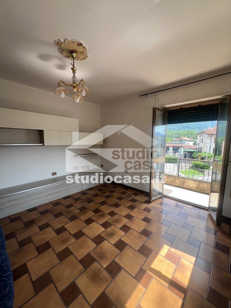 Appartamento in vendita a Costa Volpino