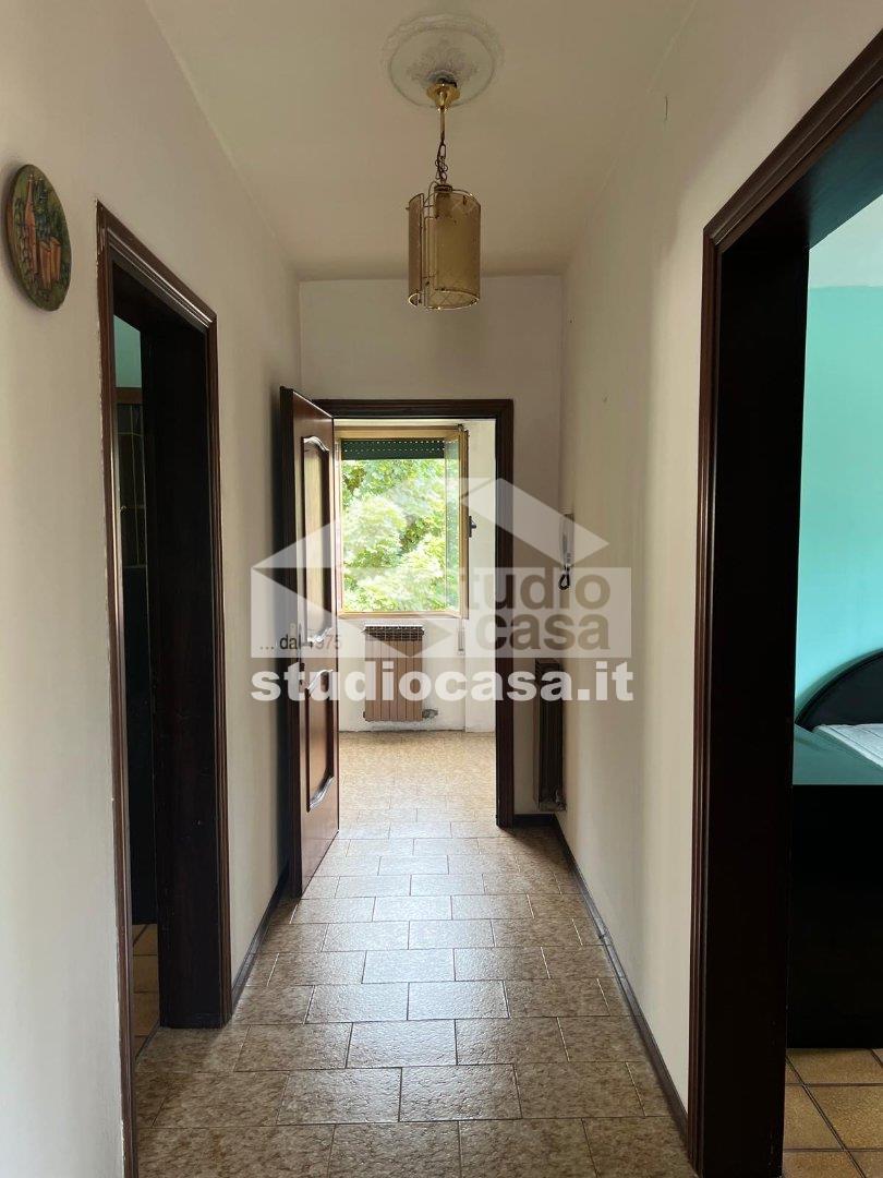 Appartamento in vendita a Costa Volpino