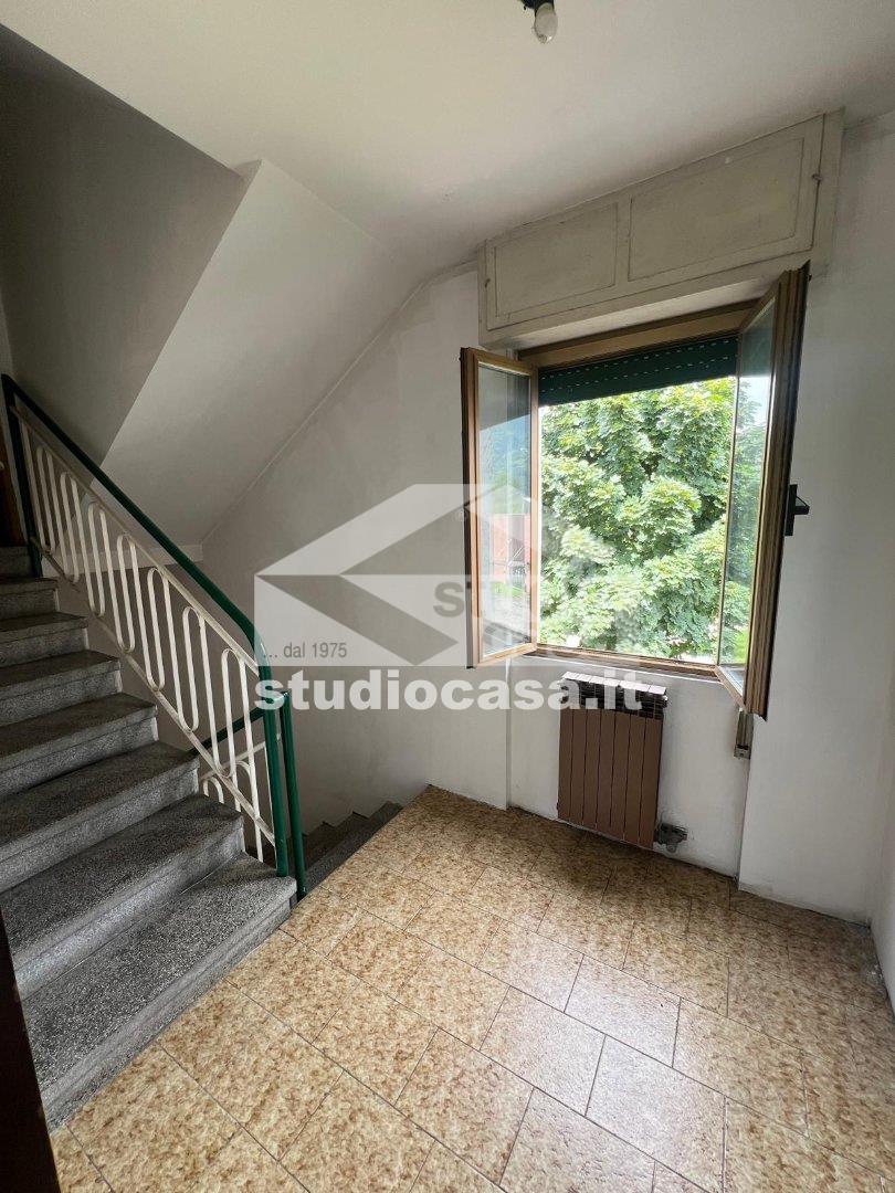 Appartamento in vendita a Costa Volpino