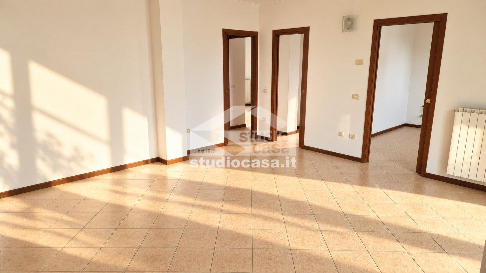 Appartamento in vendita a Rogno