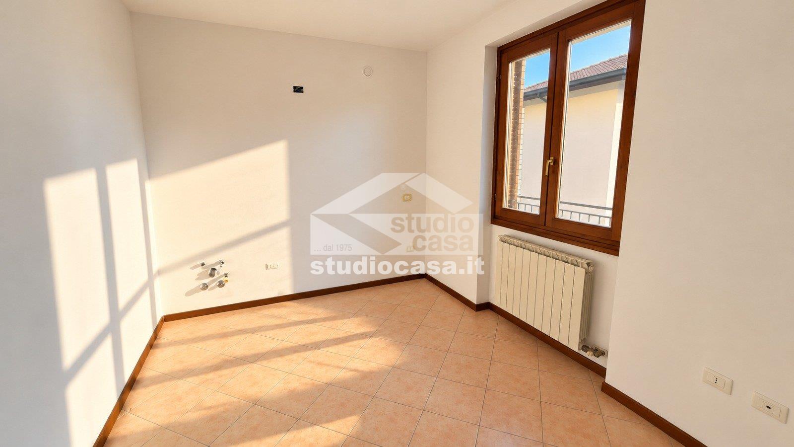 Appartamento in vendita a Rogno
