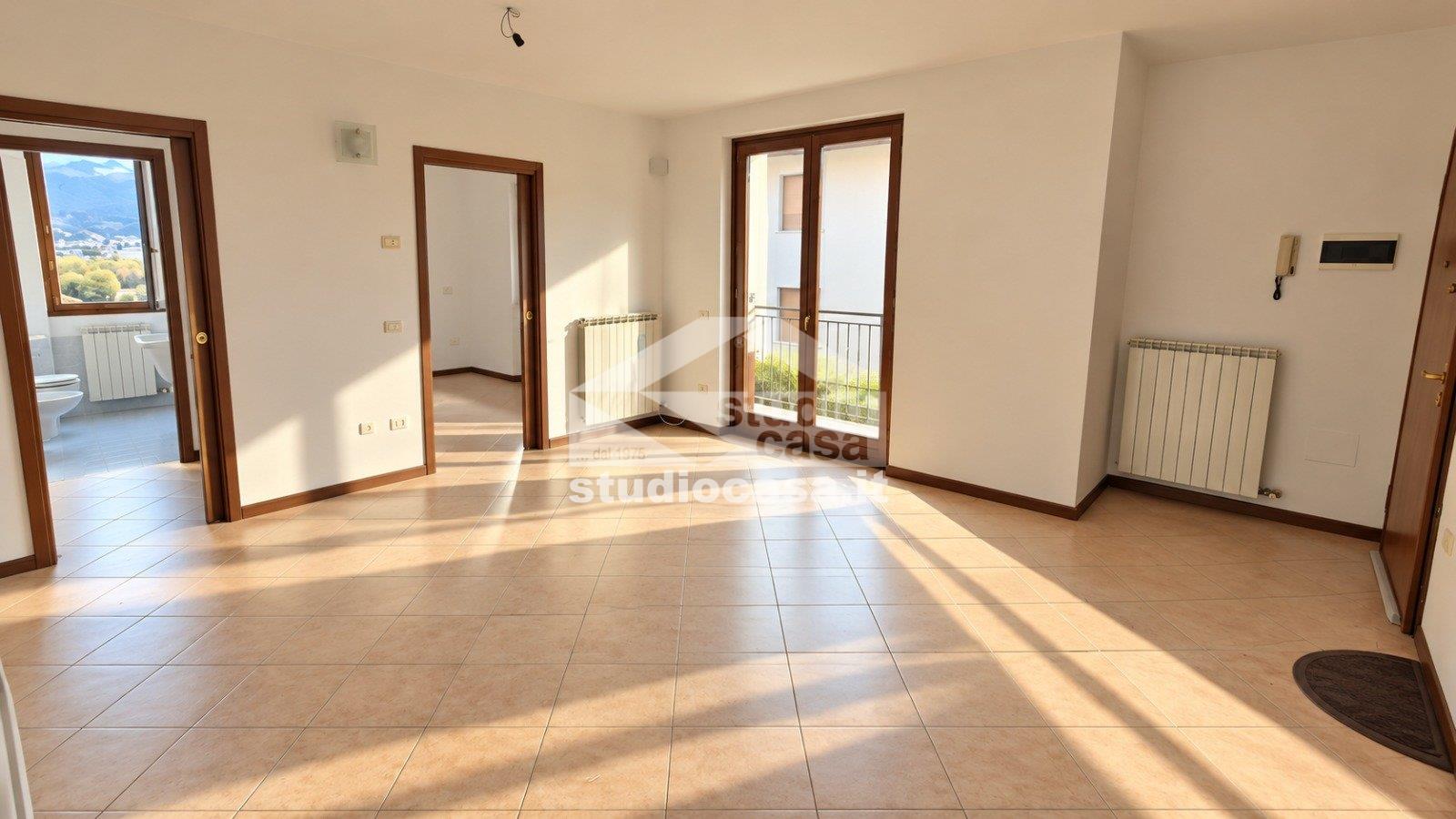 Appartamento in vendita a Rogno