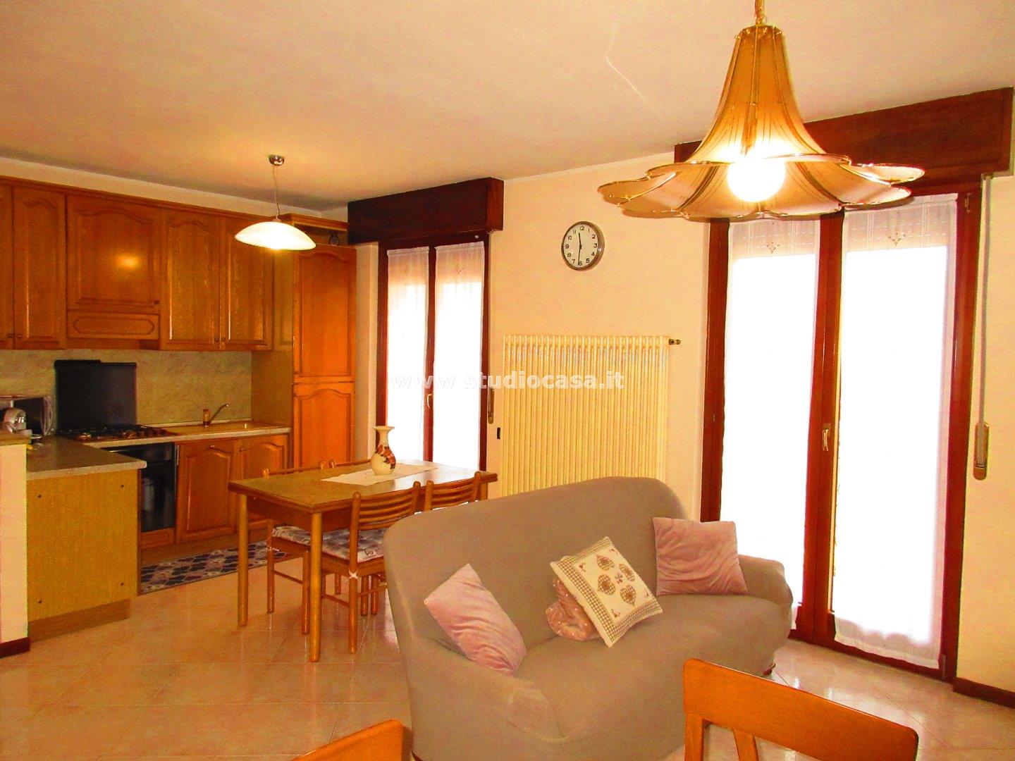 Appartamento in vendita a Endine Gaiano