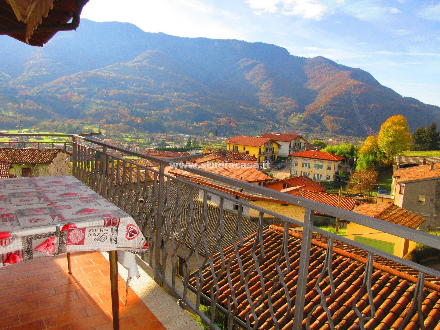 Appartamento in vendita a Endine Gaiano