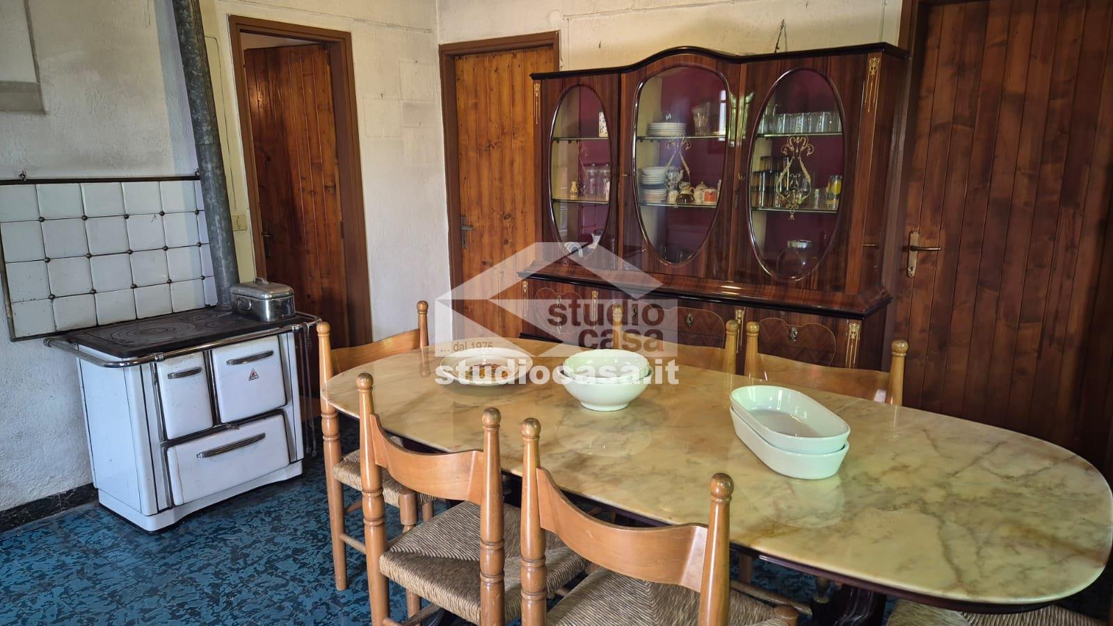 Casa Unifamiliare in vendita a Endine Gaiano