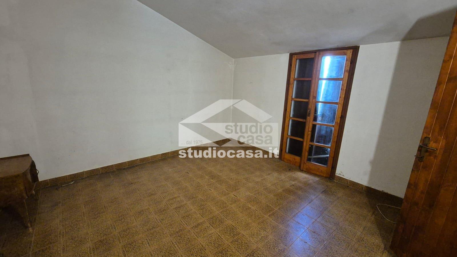 Casa Unifamiliare in vendita a Endine Gaiano