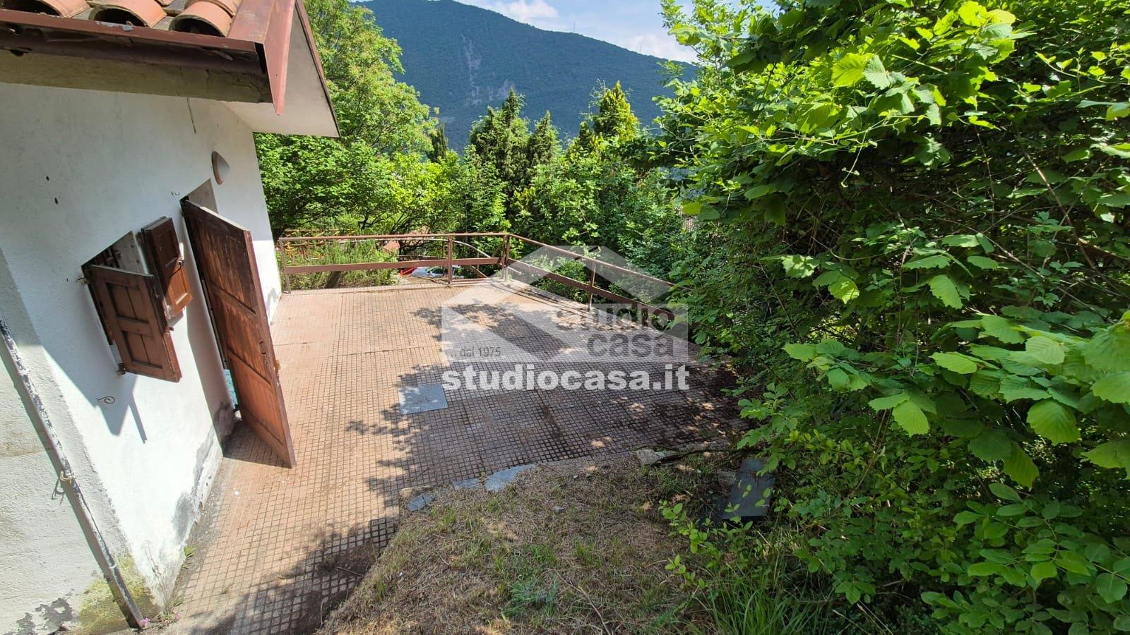 Casa Unifamiliare in vendita a Endine Gaiano