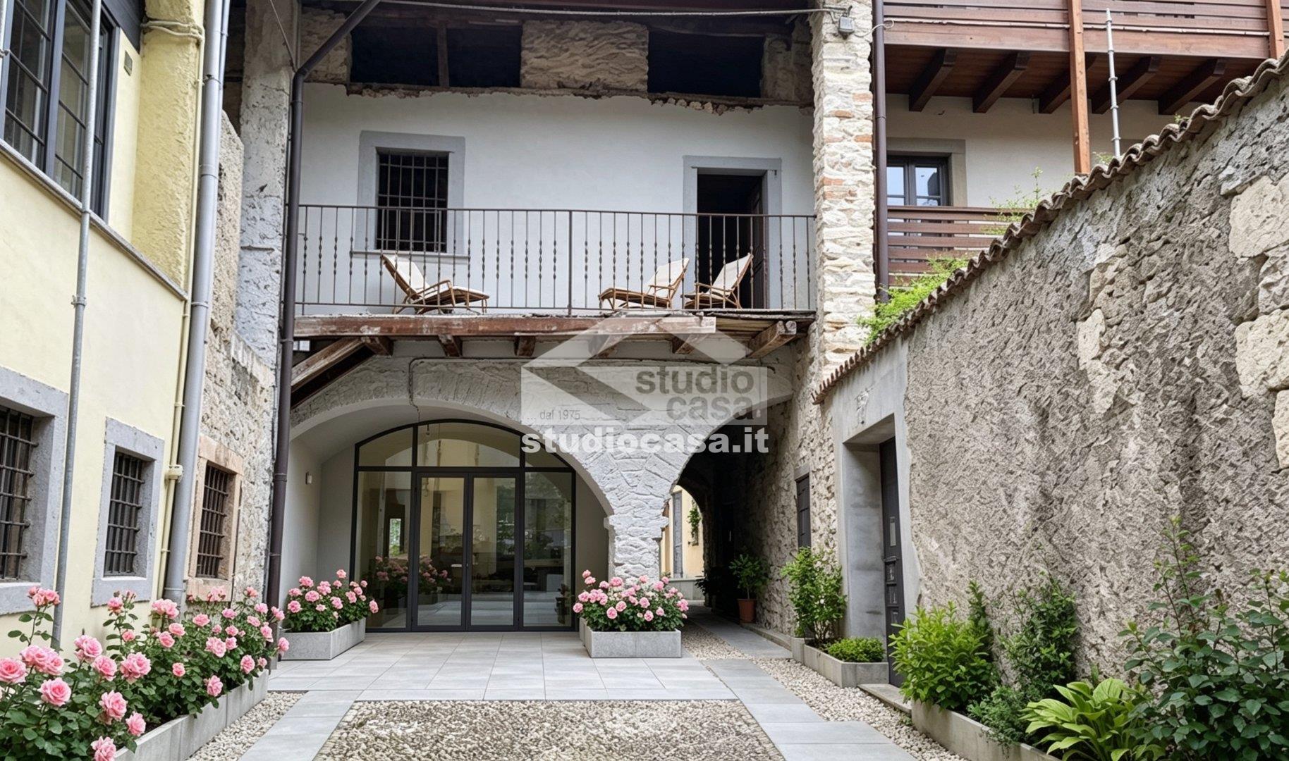 Casa Rustica in vendita a Borgo di Terzo