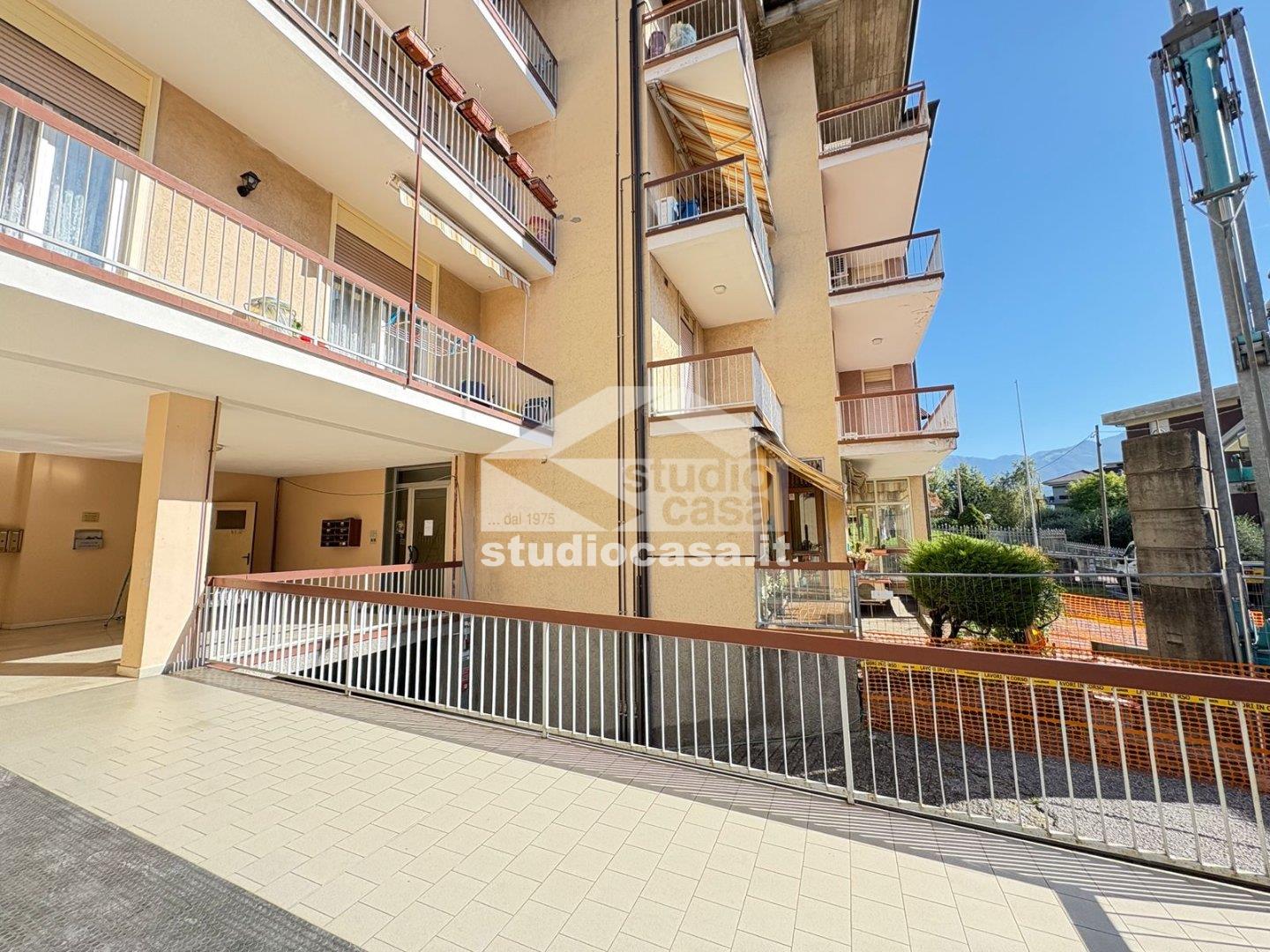 Appartamento in vendita a Costa Volpino