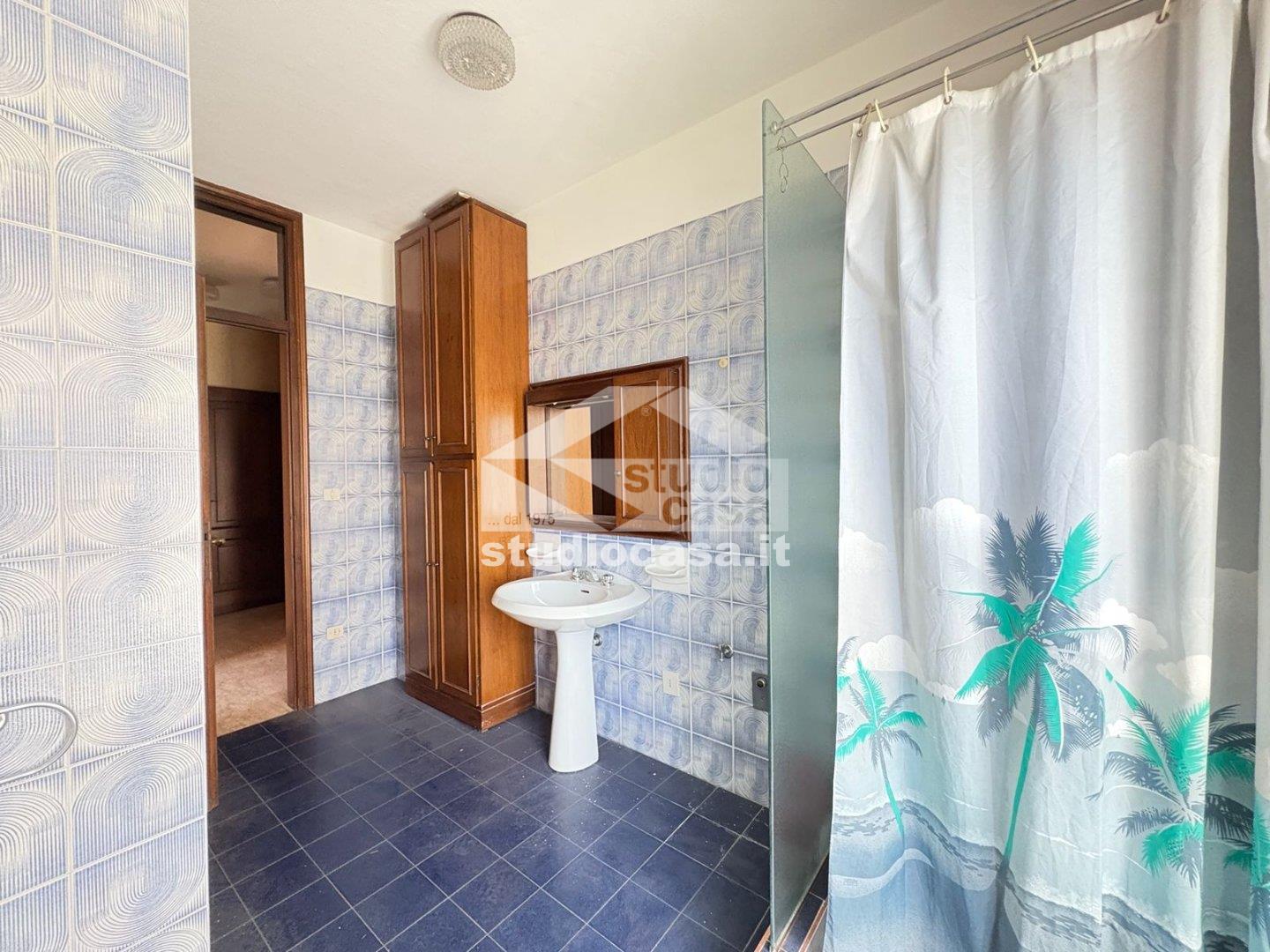 Appartamento in vendita a Costa Volpino