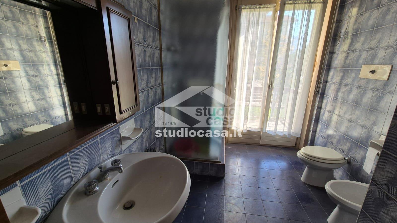 Appartamento in vendita a Costa Volpino