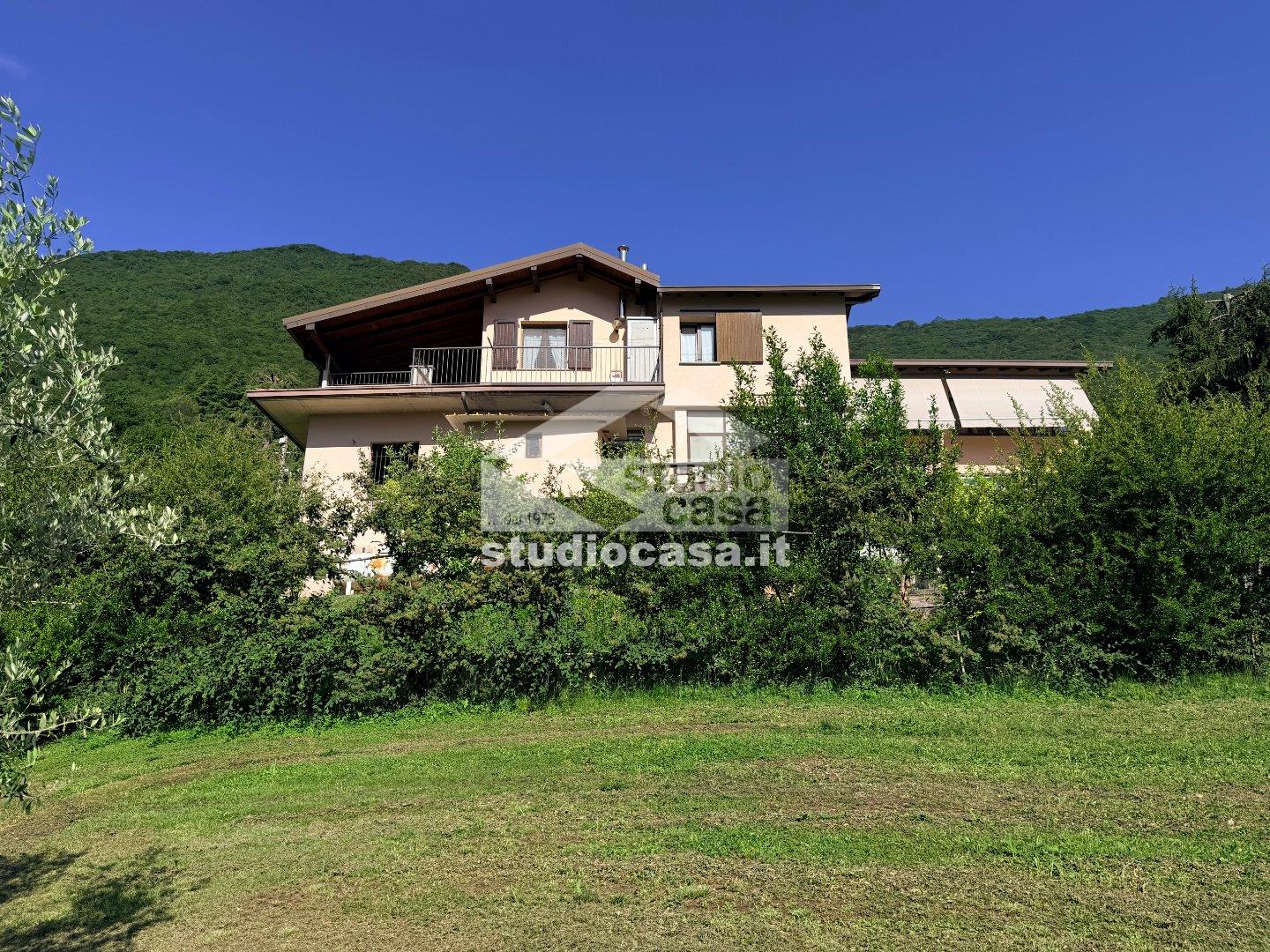 Casa Unifamiliare in vendita a Ranzanico