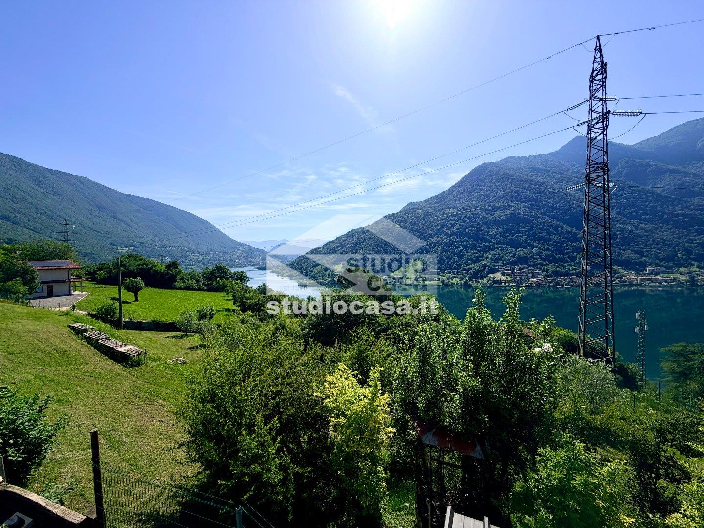 Casa Unifamiliare in vendita a Ranzanico