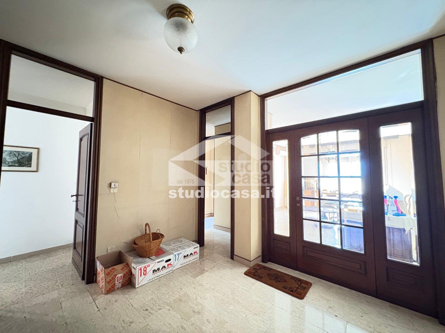 Appartamento in vendita a Costa Volpino