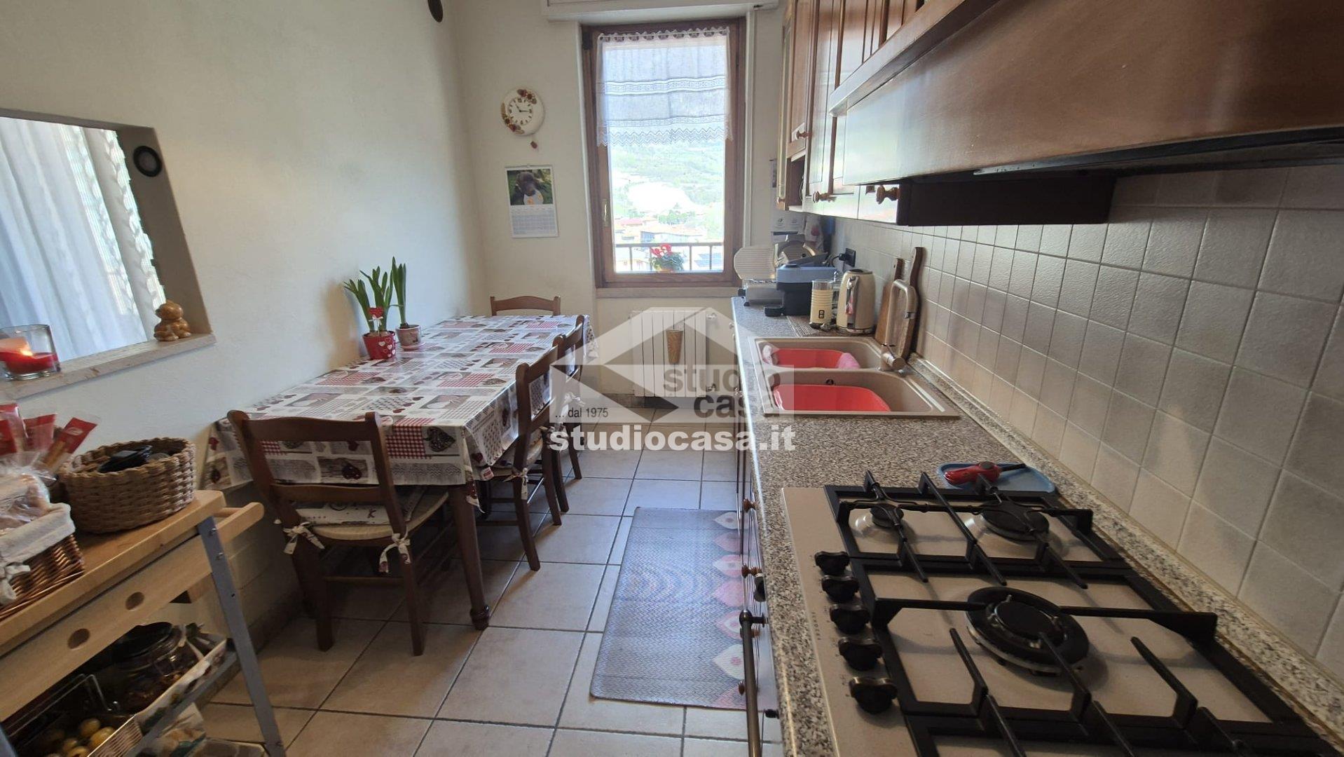 Appartamento in vendita a Costa Volpino