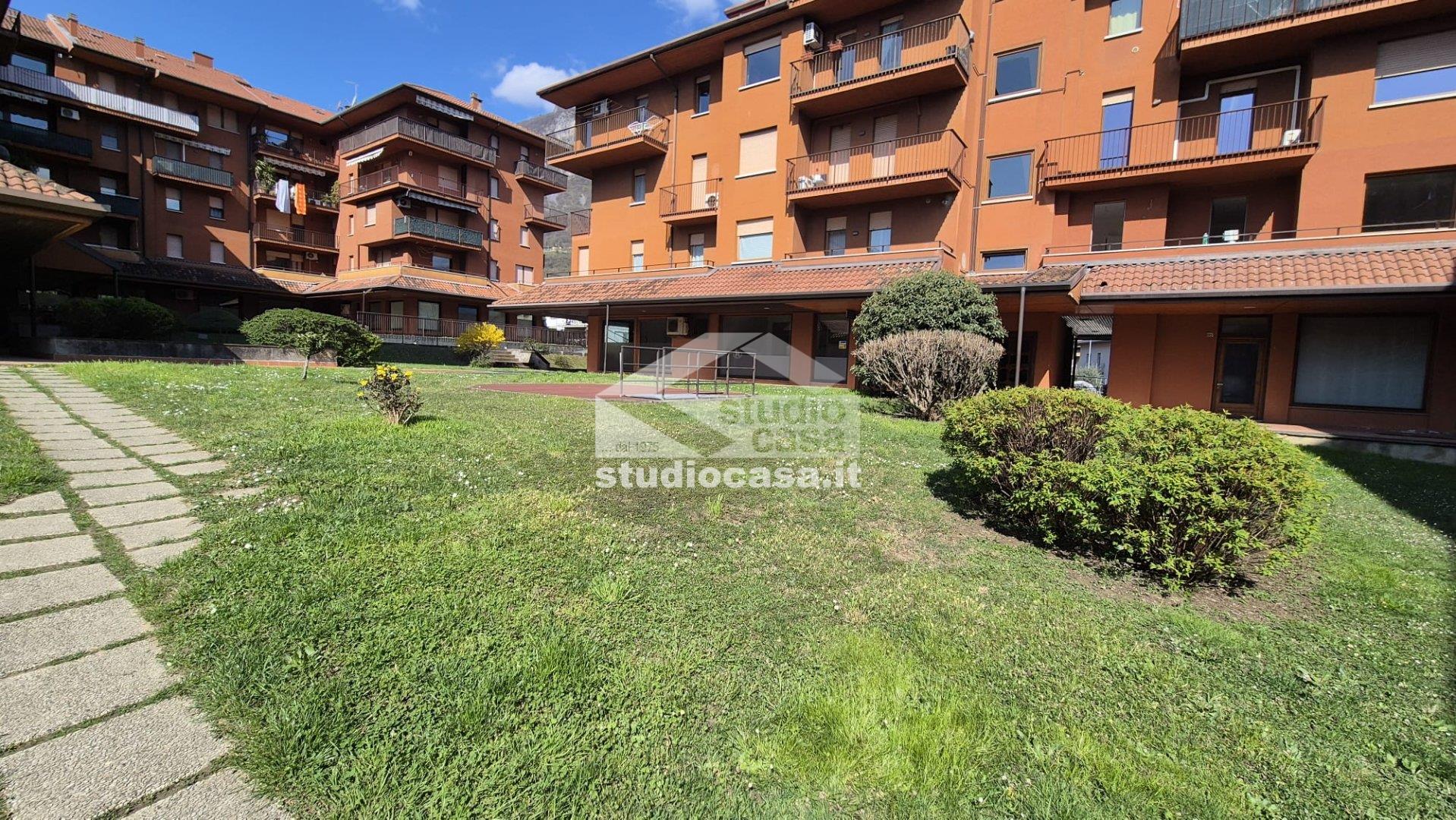 Appartamento in vendita a Costa Volpino