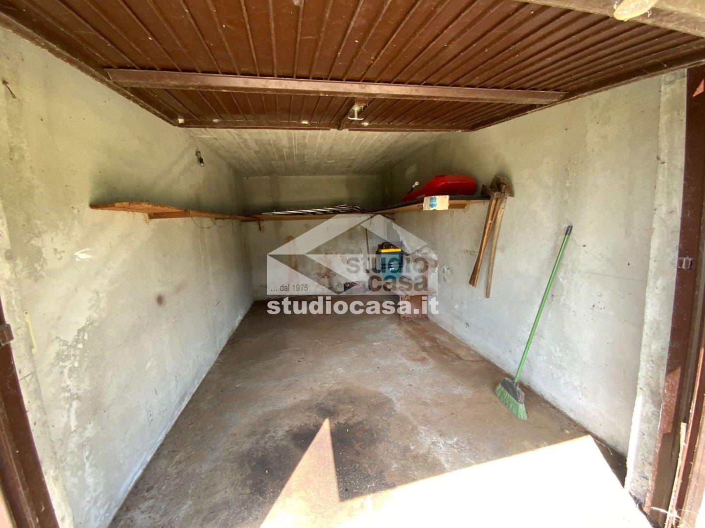 Villa Plurifamiliare in vendita a Pian Camuno