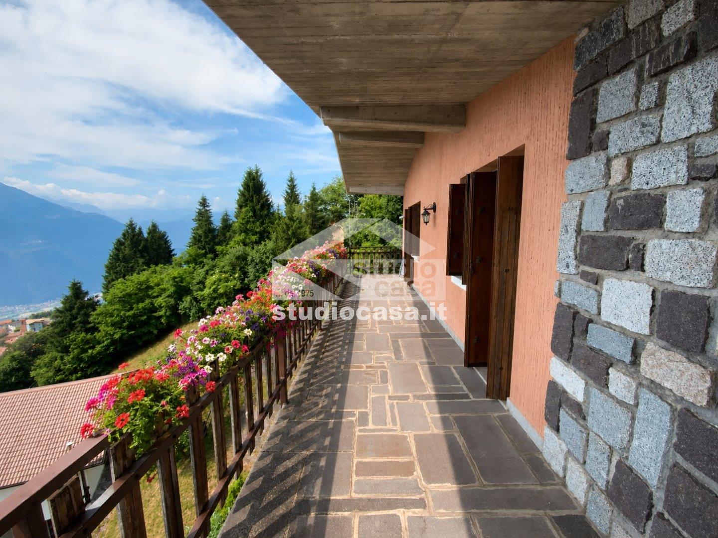 Attico in vendita a Pian Camuno