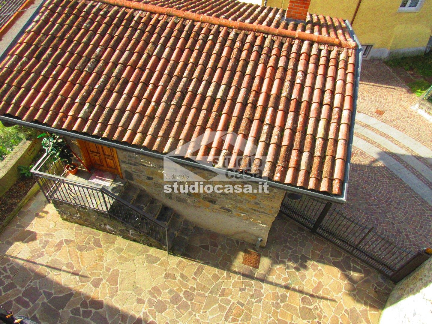 Appartamento in vendita a Endine Gaiano