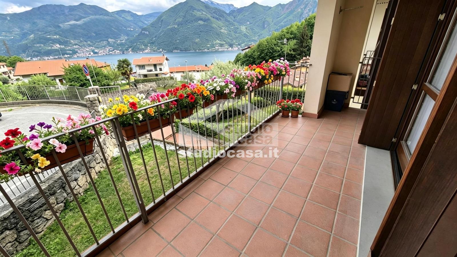 Appartamento in vendita a Castro