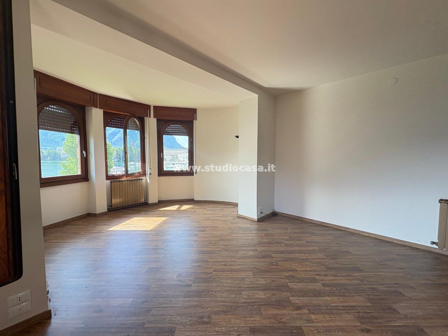 Appartamento in vendita a Lovere