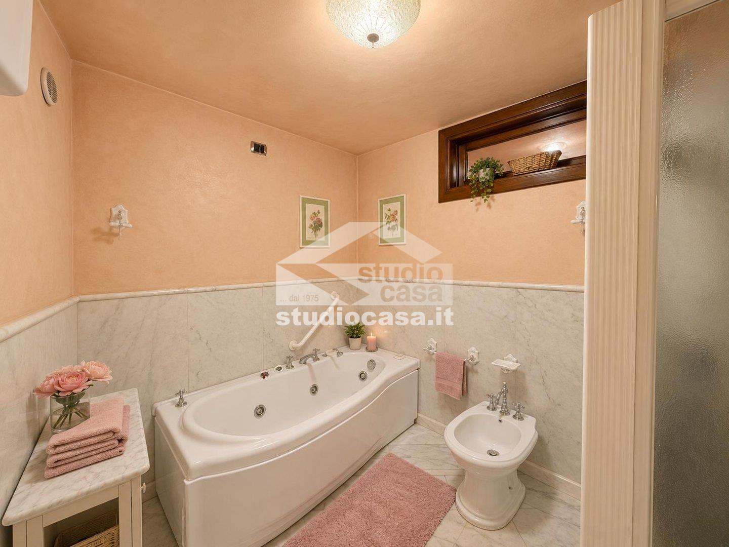 Casa Unifamiliare in vendita a Endine Gaiano
