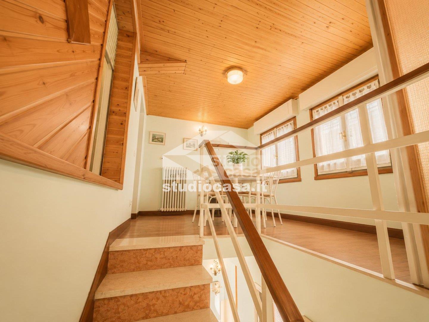 Casa Unifamiliare in vendita a Endine Gaiano