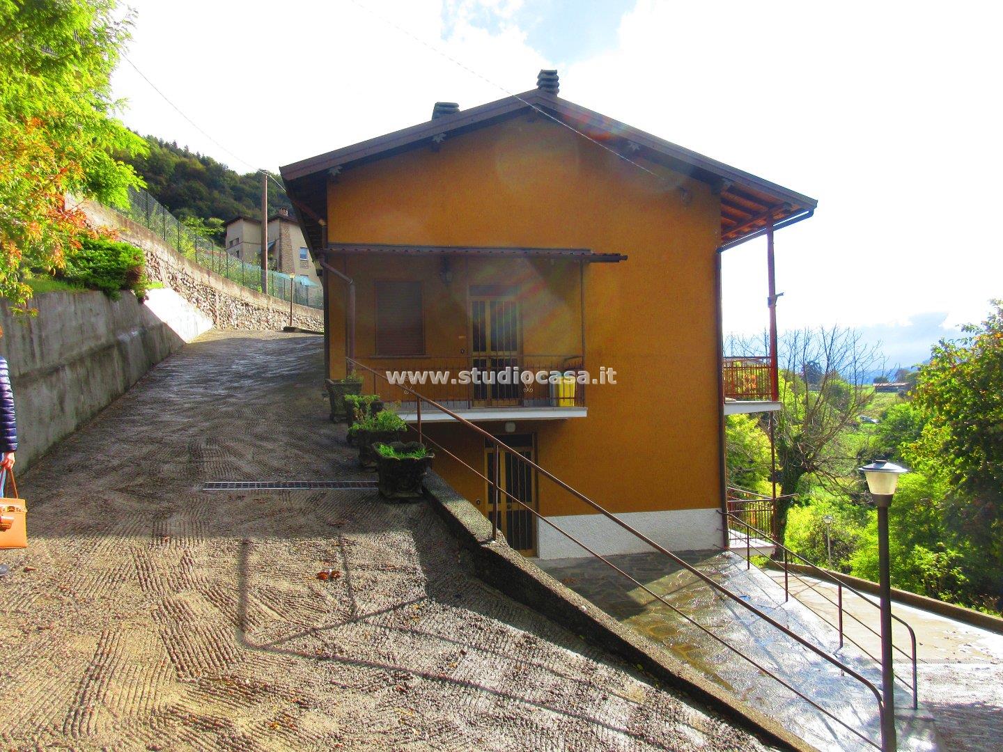 Casa Unifamiliare in vendita a Sovere