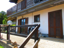 Appartamento in vendita a Endine Gaiano