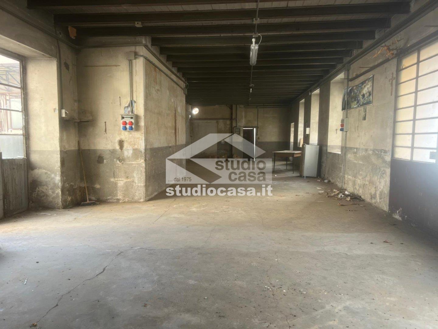 Laboratorio in vendita a Galbiate