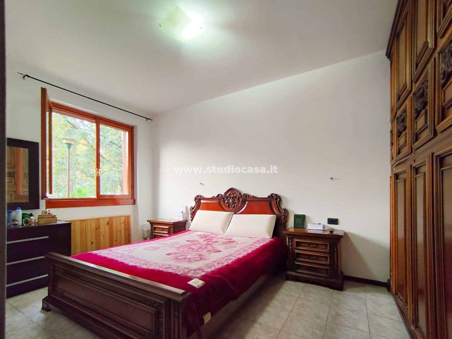 Appartamento in vendita a Caprino Bergamasco