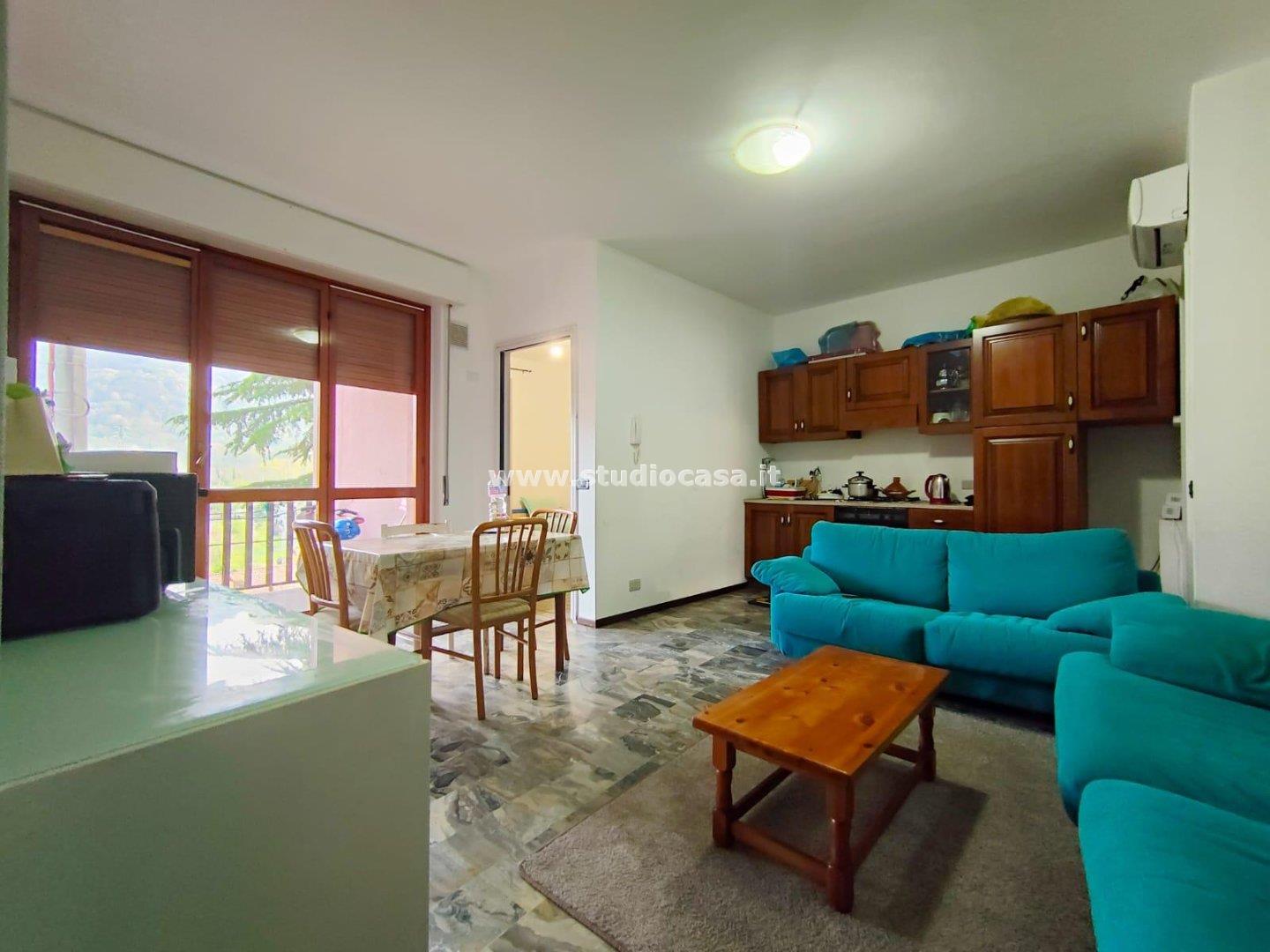 Appartamento in vendita a Caprino Bergamasco