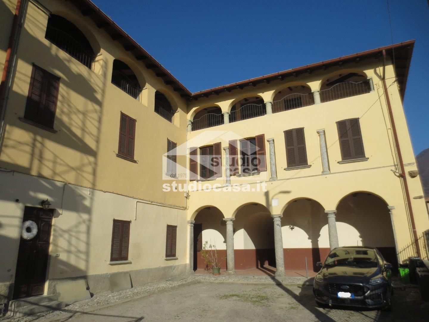 Ufficio in vendita a Erba