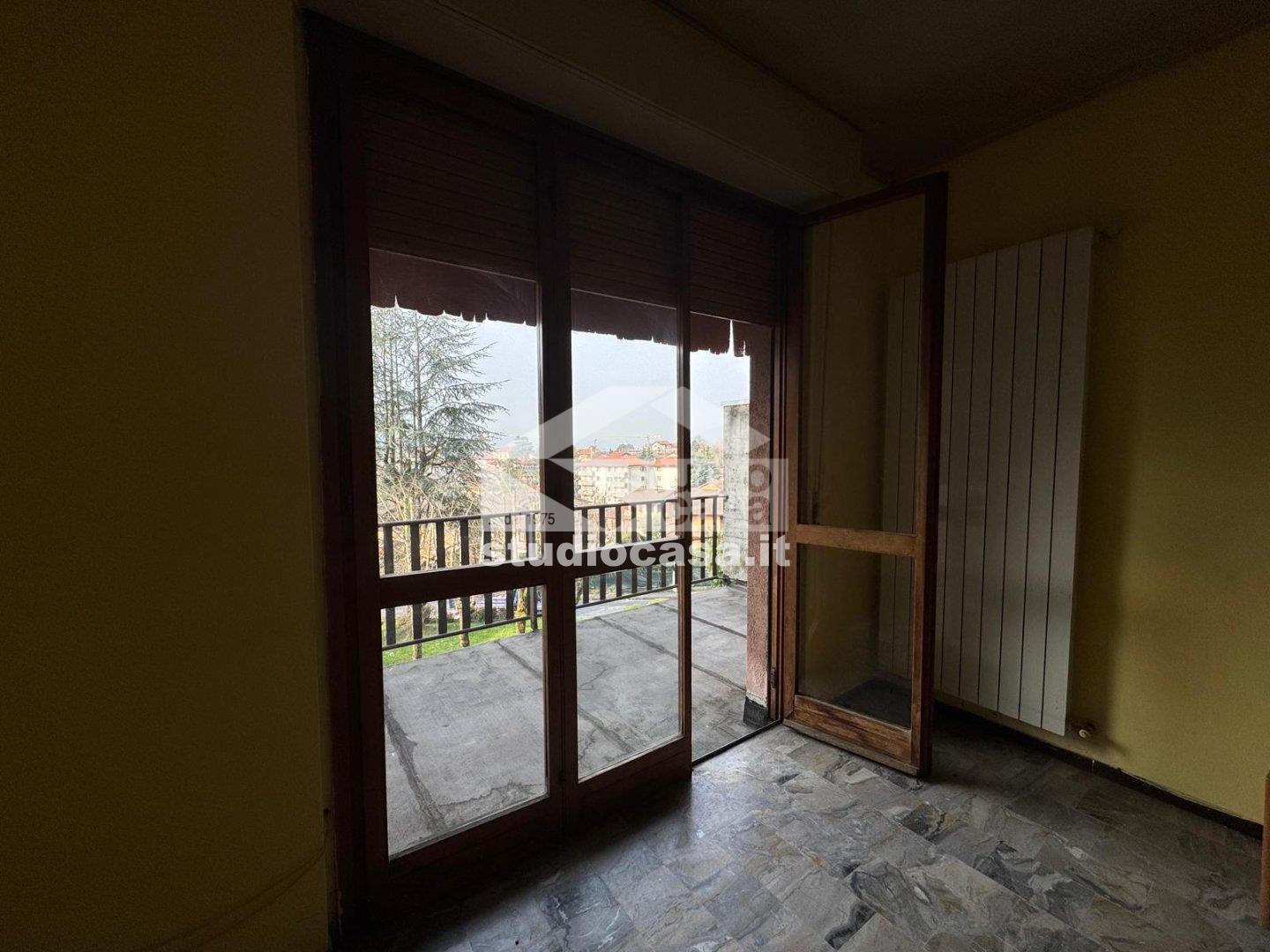 Appartamento in vendita a Caprino Bergamasco