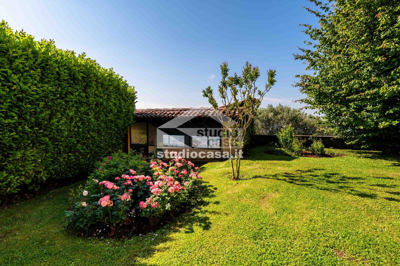Casale in vendita a Bergamo