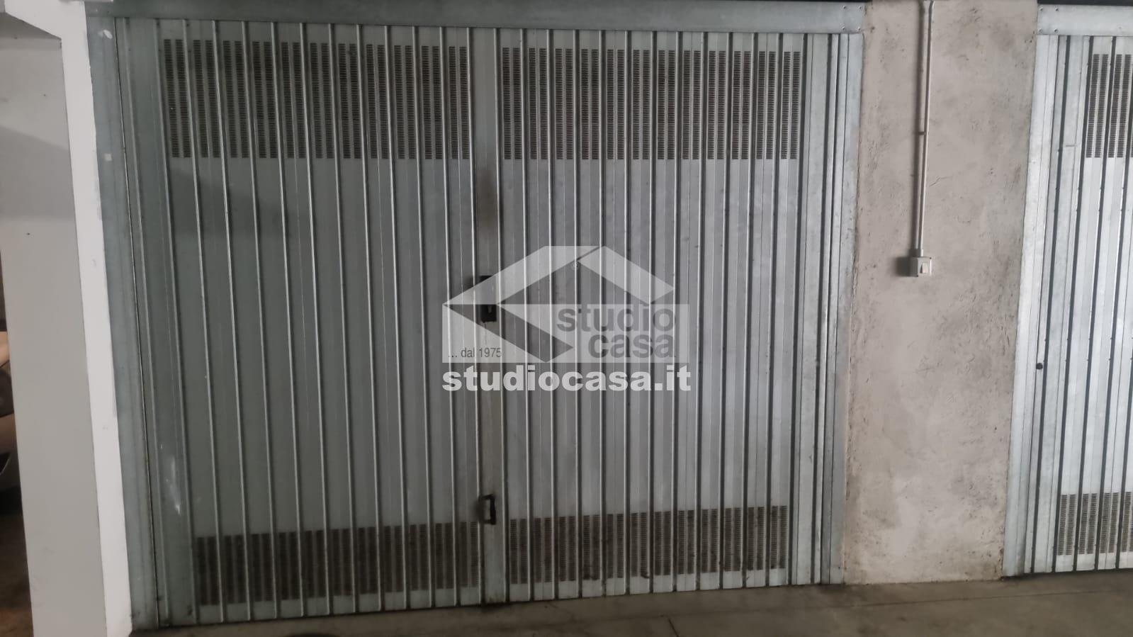 Box / Autorimessa in vendita a Cisano Bergamasco