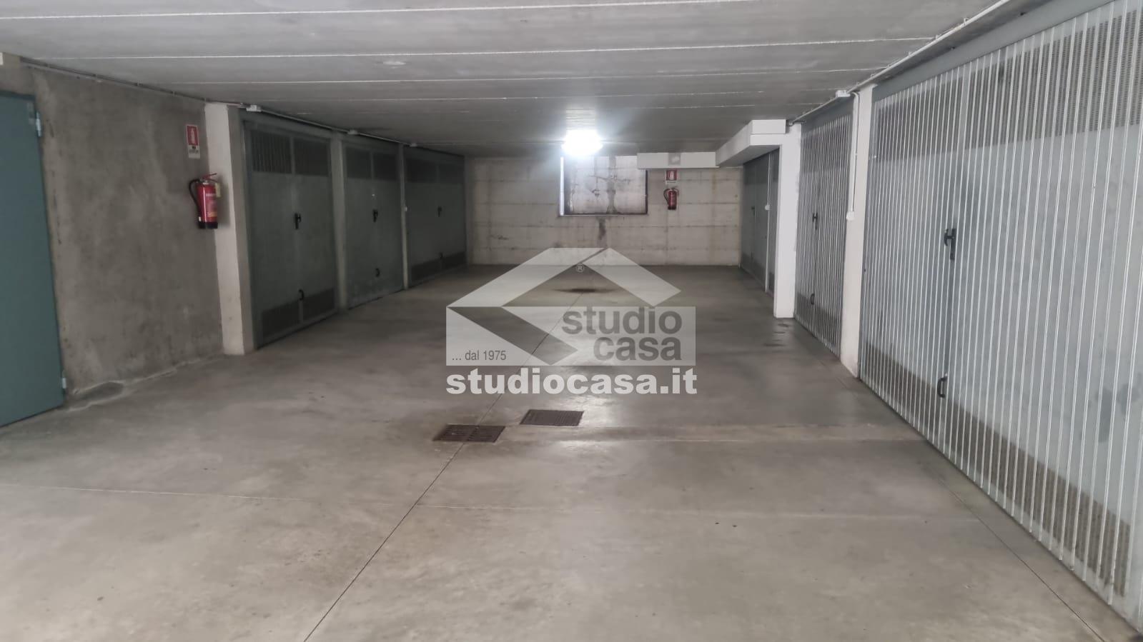 Box / Autorimessa in vendita a Cisano Bergamasco