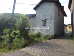 Casa Rustica in vendita a Calolziocorte