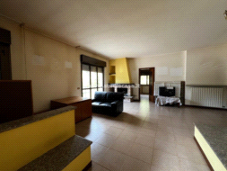Appartamento in vendita a Carenno