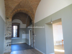 Appartamento in vendita a Erba