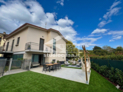 Villa Unifamiliare in vendita a Sotto il Monte Giovanni XXIII