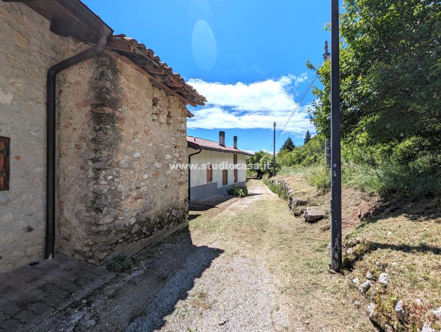 Terreno Boschivo in vendita a Villa Lagarina
