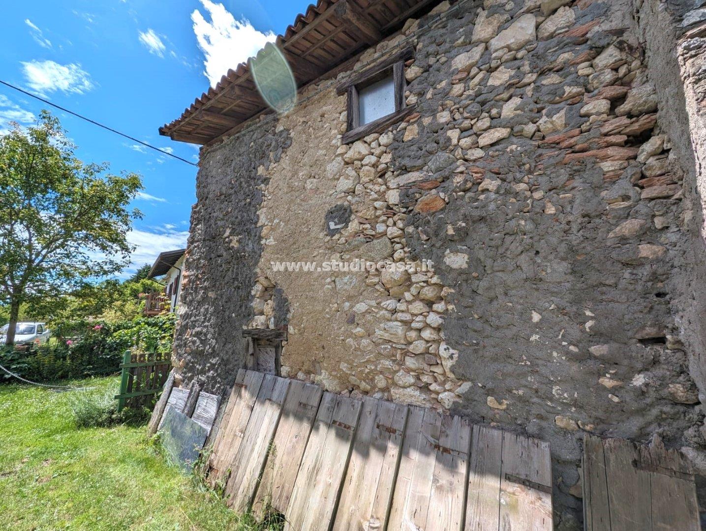 Terreno Boschivo in vendita a Villa Lagarina