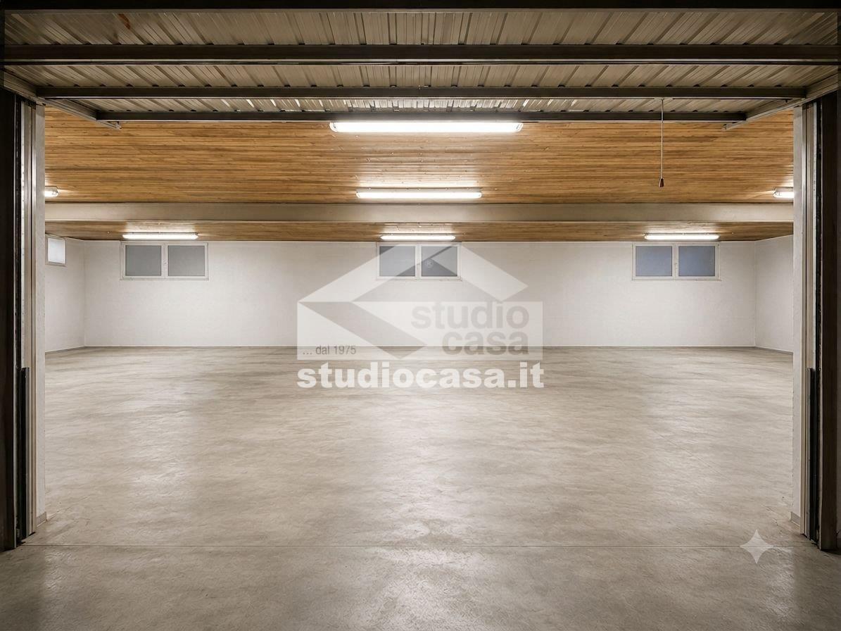 Magazzino in vendita a Villa Lagarina