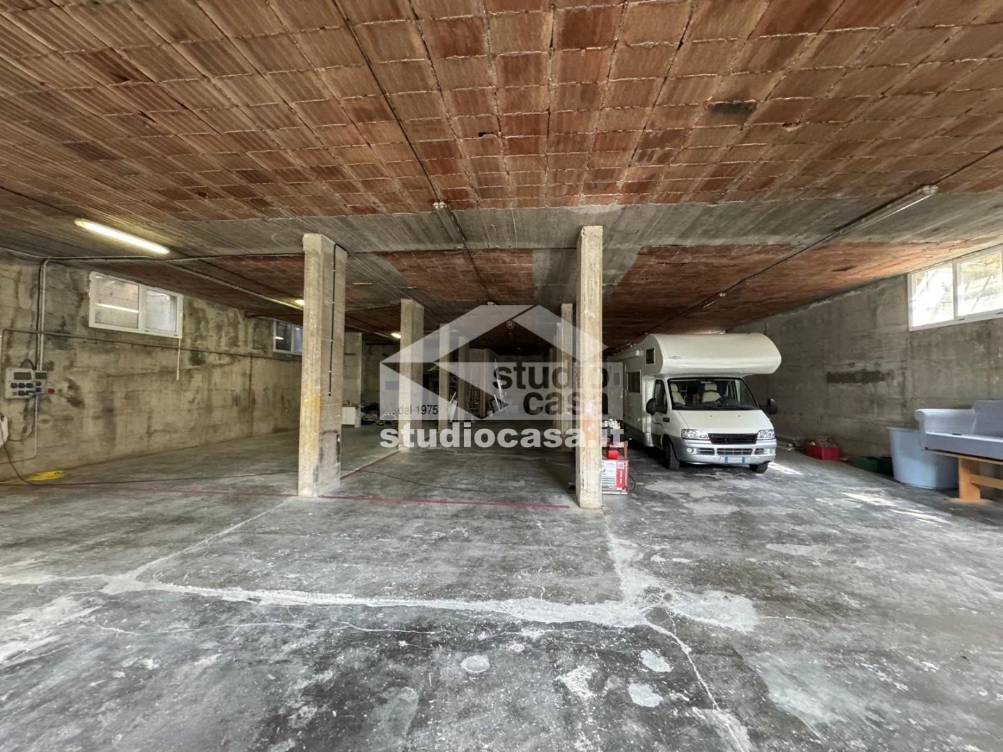 Posto Camper / Roulotte in vendita a Rovereto