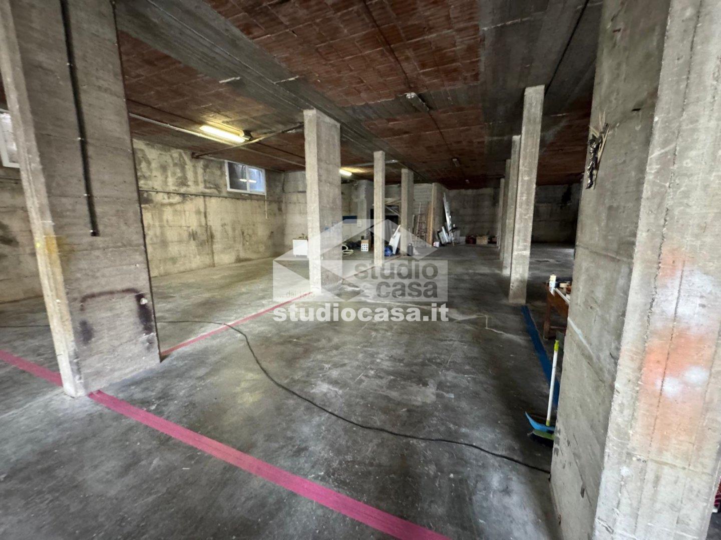 Posto Camper / Roulotte in vendita a Rovereto