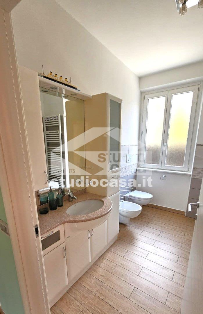 Stanza in Appartamento in affitto a Rovereto