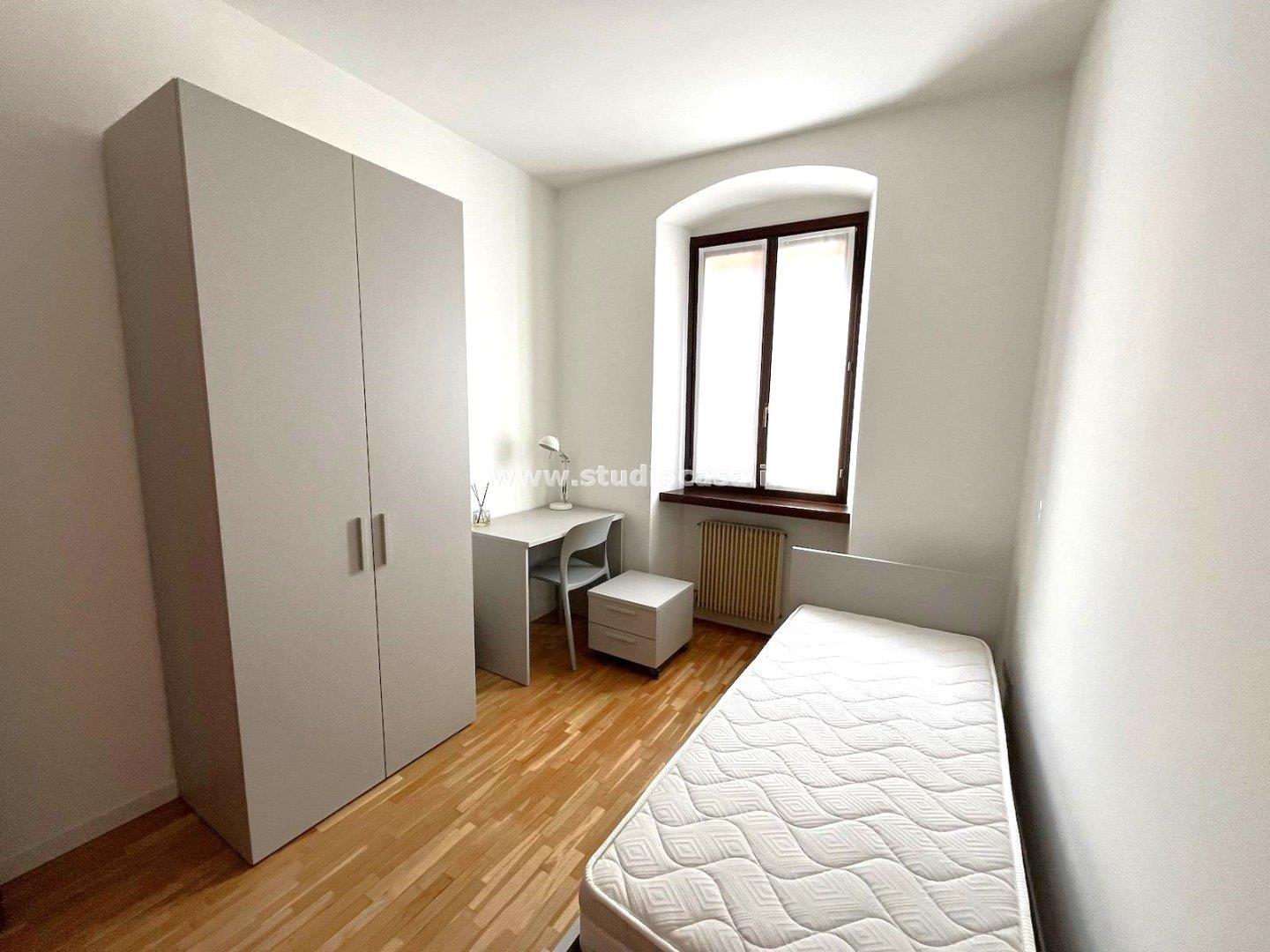 Stanza in Appartamento in affitto a Rovereto