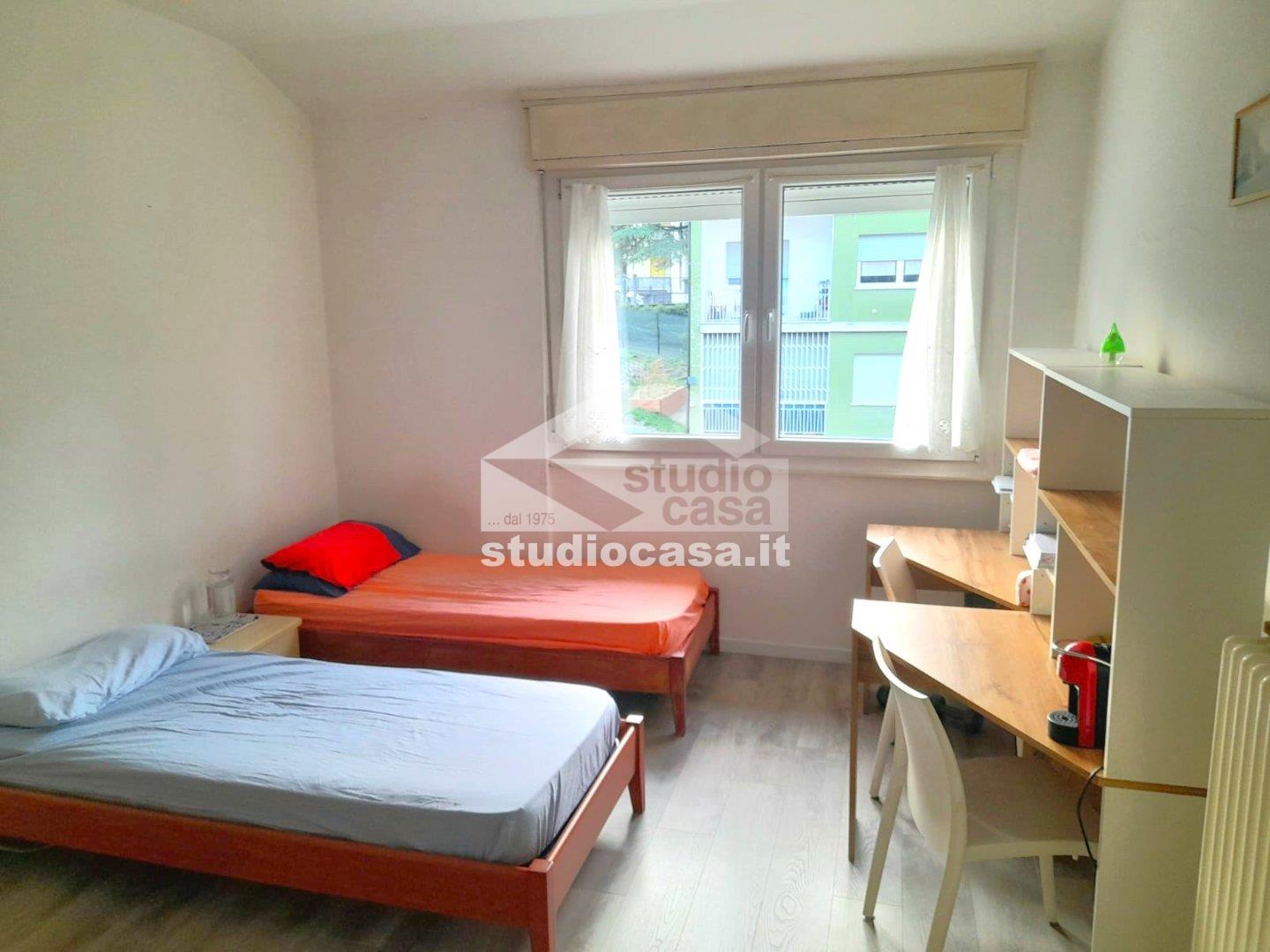 Stanza in Appartamento in affitto a Rovereto