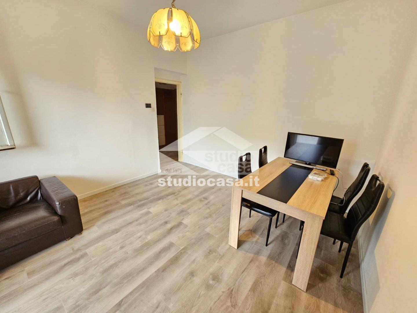 Stanza in Appartamento in affitto a Rovereto